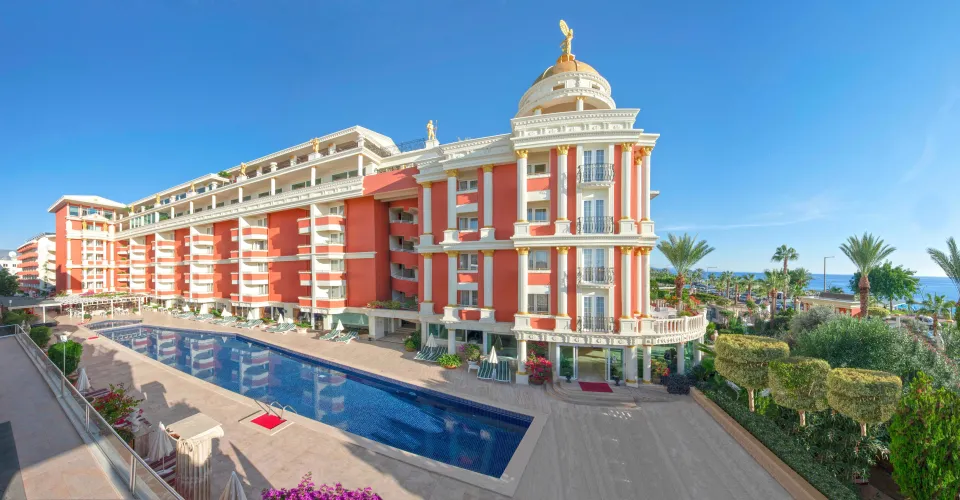ANTIQUE ROMAN PALACE ADULT ONLY 16+ Pools & Beach