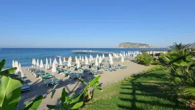 ANTIQUE ROMAN PALACE ADULT ONLY 16+ Pools & Beach