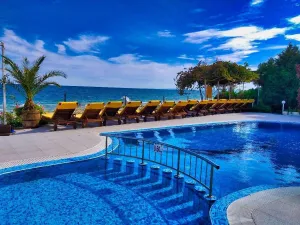 APHRODITE BEACH HOTEL Pools & Beach