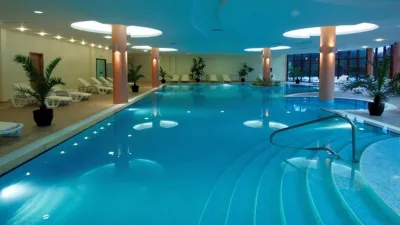 APOLLO SPA RESORT Pools & Beach