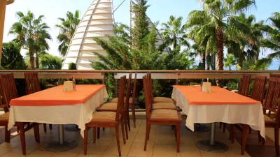 AQI HOTELS PEGASOS ROYAL Restaurants