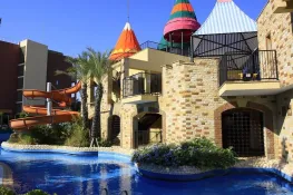 AQI HOTELS PEGASOS ROYAL Pools & Beach