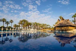 AQI PEGASOS WORLD Pools & Beach