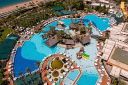 AQI PEGASOS WORLD Pools & Beach