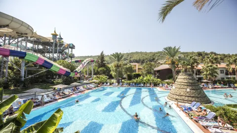 AQUA FANTASY AQUAPARK HOTEL AND SPA Pools & Beach