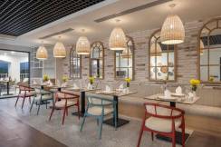 ARCANUS TRENDLINE RESORT Restaurants