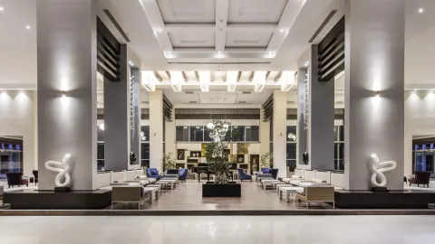 ARIA CLAROS BEACH AND SPA RESORT Lobby
