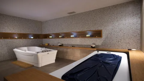 ARIA CLAROS BEACH AND SPA RESORT Spa