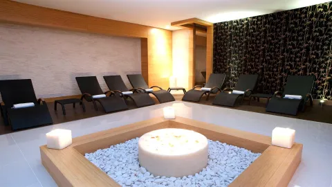 ARIA CLAROS BEACH AND SPA RESORT Spa