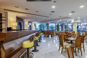 ARISTOTELES HOLIDAY RESORT - SPA Bars
