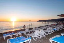 ARMAS BEACH HOTEL Pools & Beach