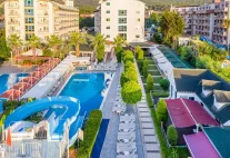 ARMAS BEACH HOTEL Pools & Beach