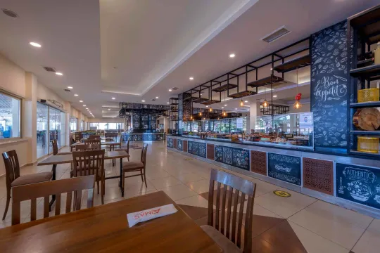 ARMAS GREEN FUGLA BEACH Restaurants