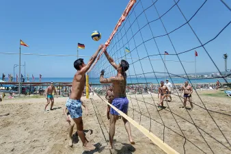ARMAS GREEN FUGLA BEACH Activities