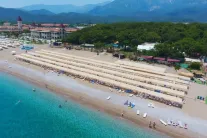 ARMAS KAPLAN PARADISE Pools & Beach