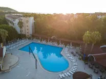 ARMAS KAPLAN PARADISE Pools & Beach