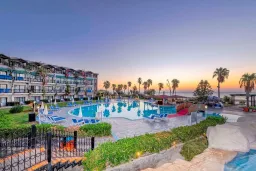 ARMAS LABADA HOTEL Pools & Beach