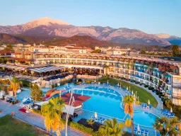 ARMAS LABADA HOTEL Pools & Beach