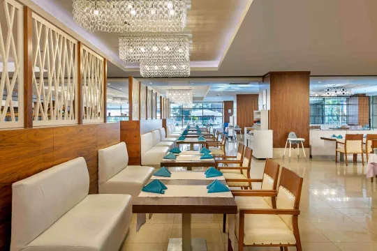 ARMAS LIFE BELEK Restaurants