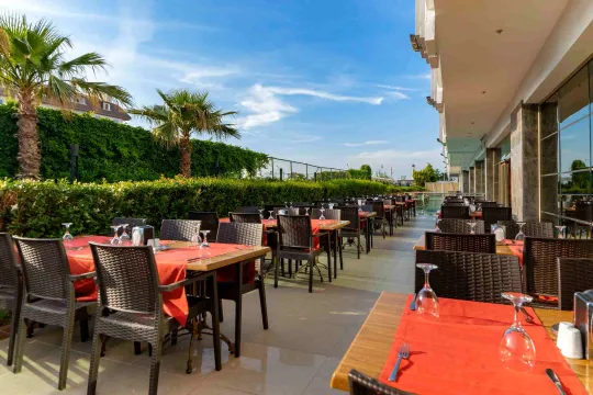 ARMAS LIFE BELEK Restaurants