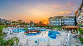 ARNOR DE LUXE HOTEL - SPA Pools & Beach