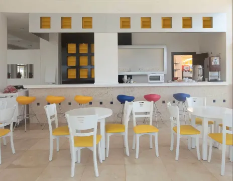 ARORA HOTEL Restaurants