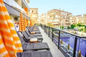 ARSI HOTEL Pools & Beach