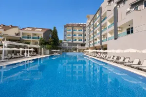 ART POSEIDON SIDE HOTEL Pools & Beach