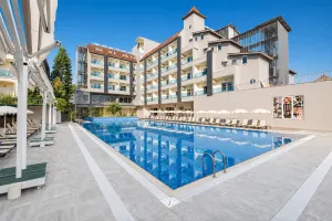 ART POSEIDON SIDE HOTEL Pools & Beach