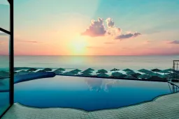 ASKA JUST IN BEACH Restaurants