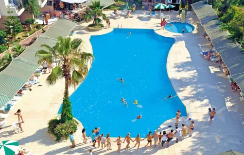 ASRIN BEACH HOTEL Pools & Beach