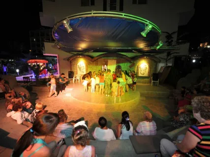 ASRIN BEACH HOTEL Activities
