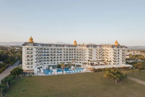 ASTERIA BLOOM SIDE Pools & Beach