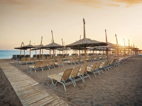 ASTERIA BLOOM SIDE Pools & Beach