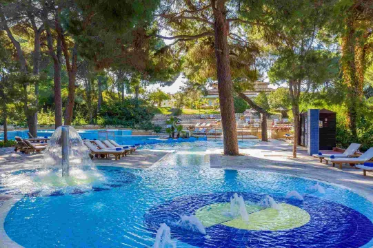 ASTERIA FAMILY RESORT BELEK Pools & Beach