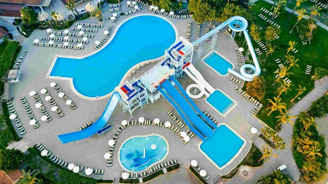 ASTERIA FAMILY RESORT BELEK Pools & Beach