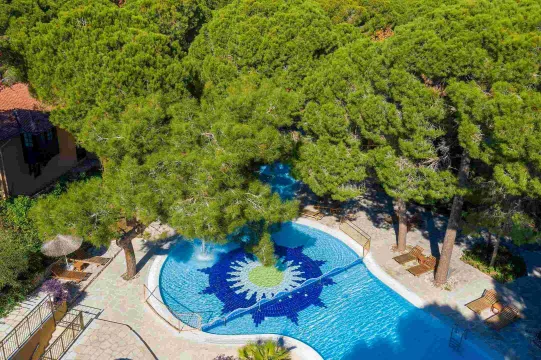 ASTERIA FAMILY RESORT BELEK Pools & Beach