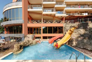 ATLAS HOTEL Pools & Beach