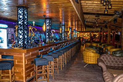 ATLIMAN BEACH RESORT Bars