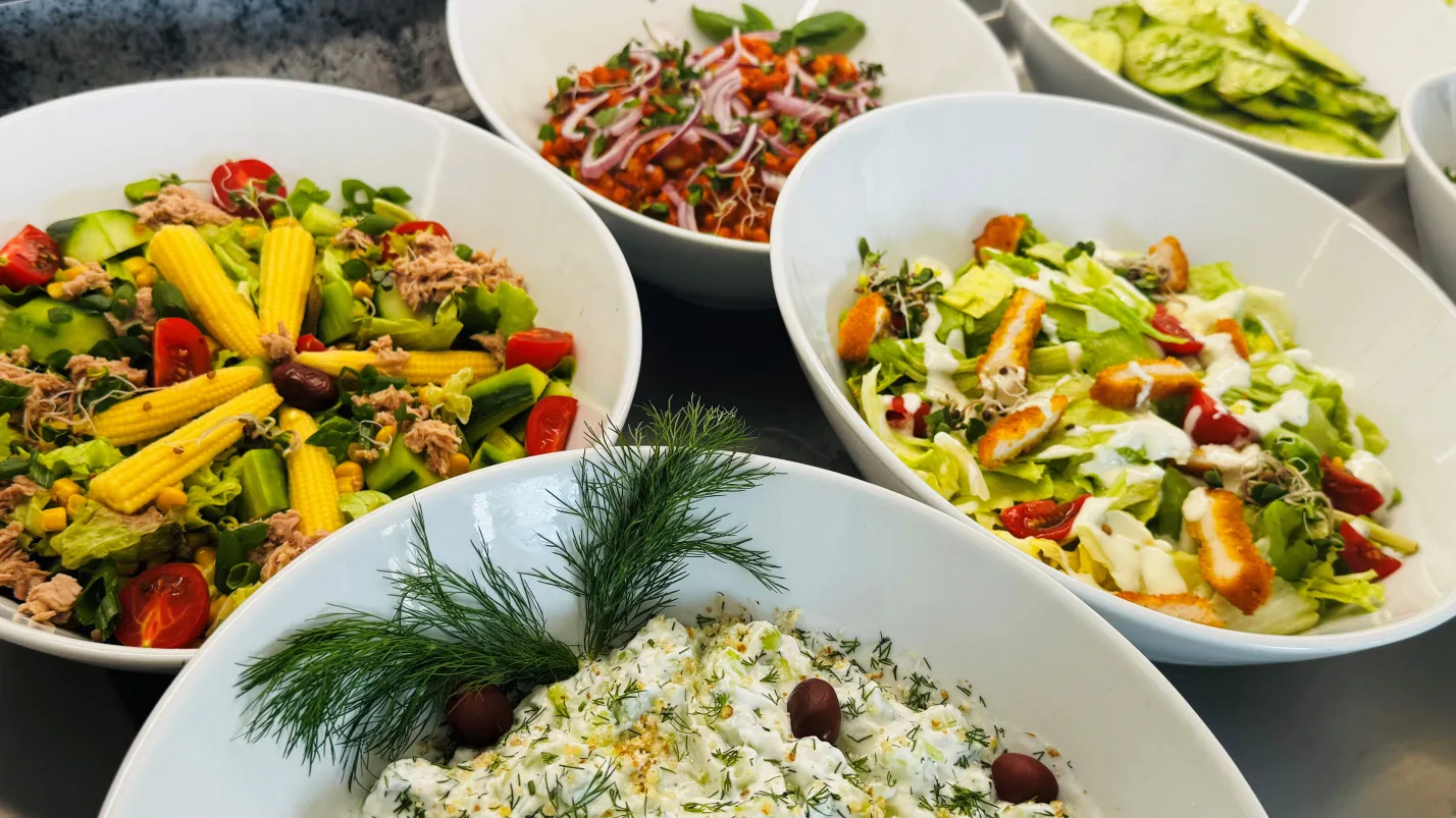 ATLIMAN BEACH RESORT Restaurants