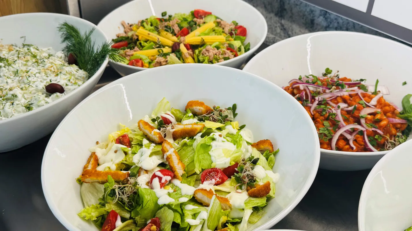 ATLIMAN BEACH RESORT Restaurants