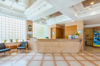 ATRIUM HOTEL Lobby
