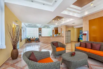 ATRIUM HOTEL Lobby