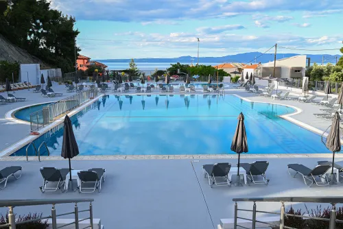 ATRIUM HOTEL Pools & Beach