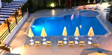 ATRIUM HOTEL Pools & Beach
