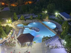 AUGUSTA SPA HOTEL Pools & Beach