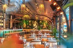 AURASIA BEACH HOTEL Restaurants