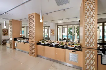 AURASIA DESIGN HOTEL Restaurants
