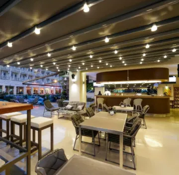 AURASIA DESIGN HOTEL Restaurants