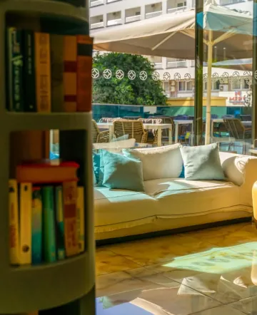 AURASIA DESIGN HOTEL Lobby